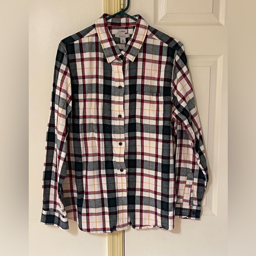 LL. Bean Men’s XL Reg Relax Fit Flannel Shirt Plaid Cotton ID 273137